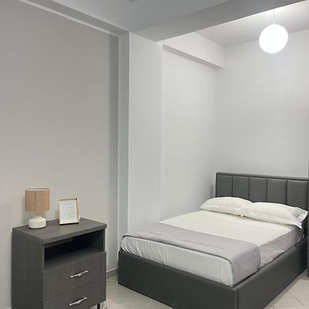 Blossom Apartments Avlonya Dış mekan fotoğraf