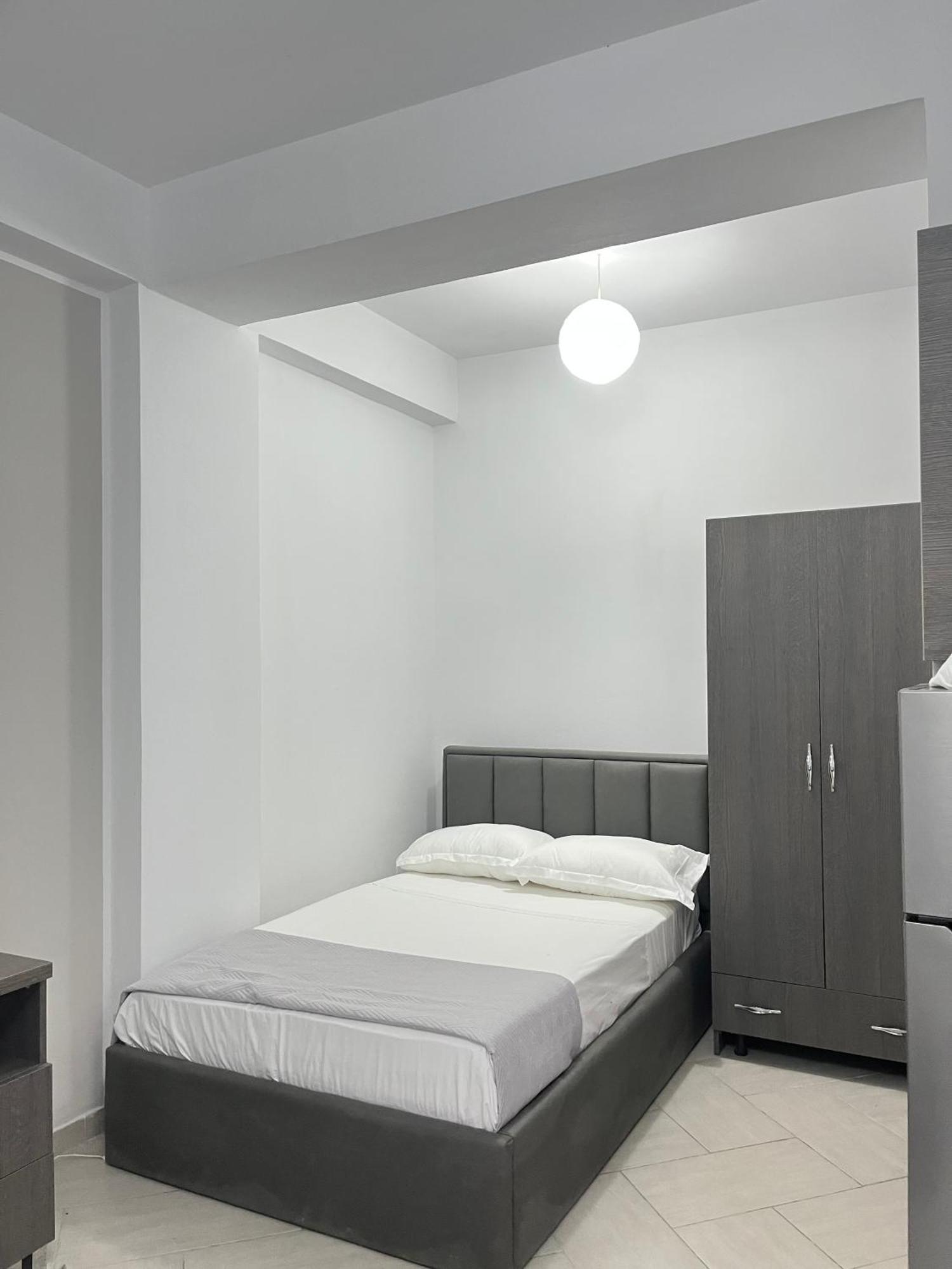 Blossom Apartments Avlonya Dış mekan fotoğraf