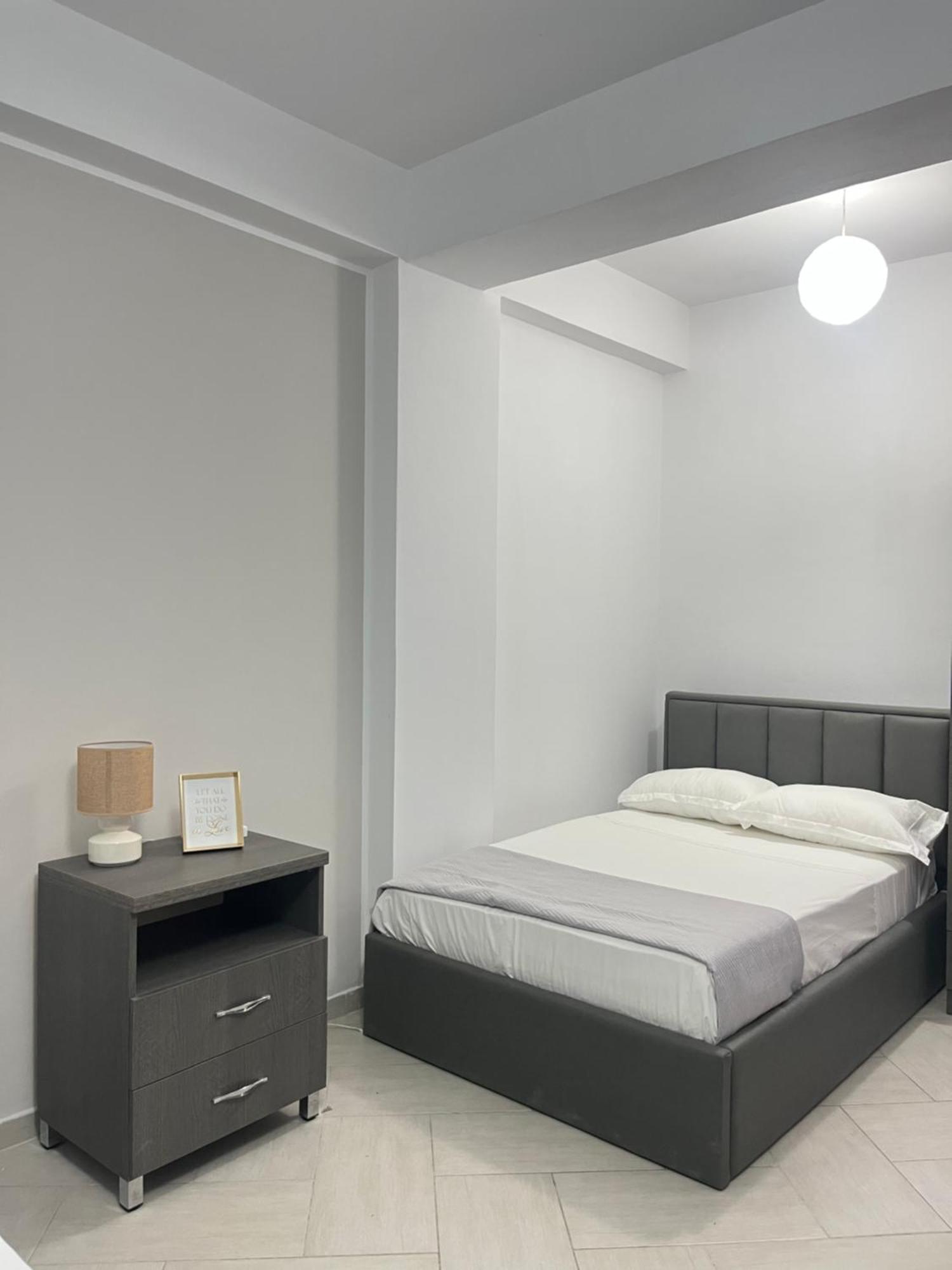 Blossom Apartments Avlonya Dış mekan fotoğraf