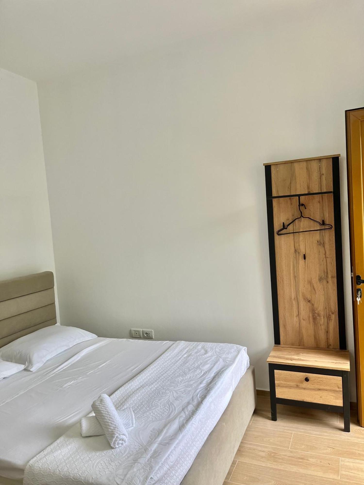 Blossom Apartments Avlonya Dış mekan fotoğraf