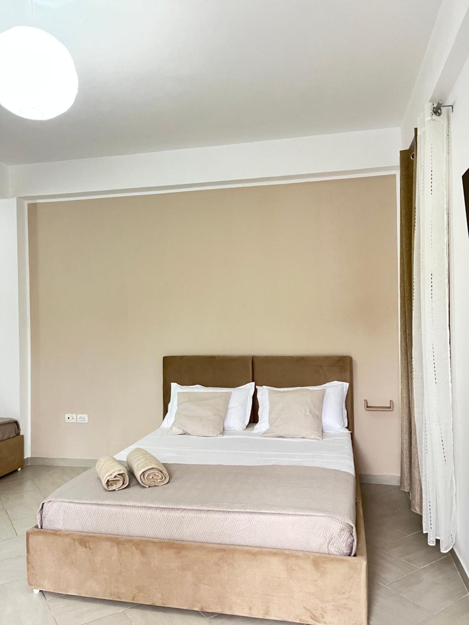 Blossom Apartments Avlonya Dış mekan fotoğraf
